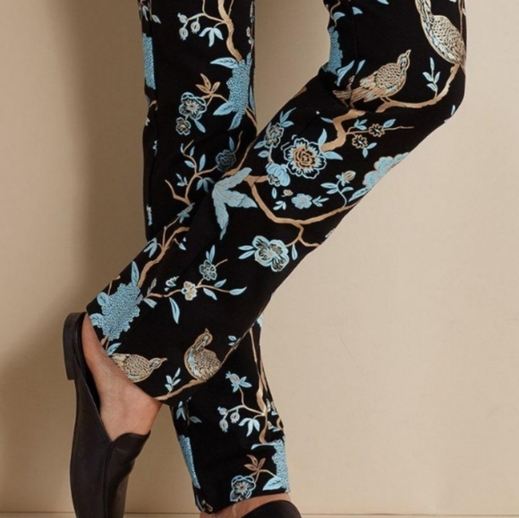 NEW Soft Surroundings Chinoiserie Foil Printed Metallic Pants - Picture 2 of 10